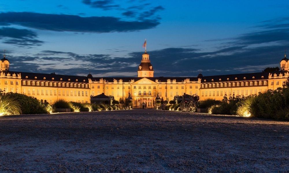 Karlsruhe Palace at dusk
